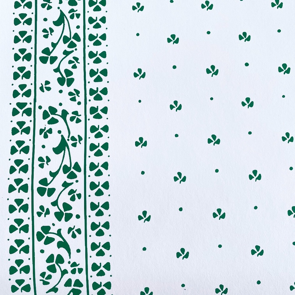 Country Life Designs Wallpaper Shamrock Pattern